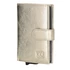 Hide and Stitches 208-as bőr pénztárca arany – alumínium kártyatartó;Hide and Stitches 208-as bőr pénztárca arany – kettős cipzáras rekesz;Hide and Stitches 208-as bőr pénztárca arany – arany bőr textúra